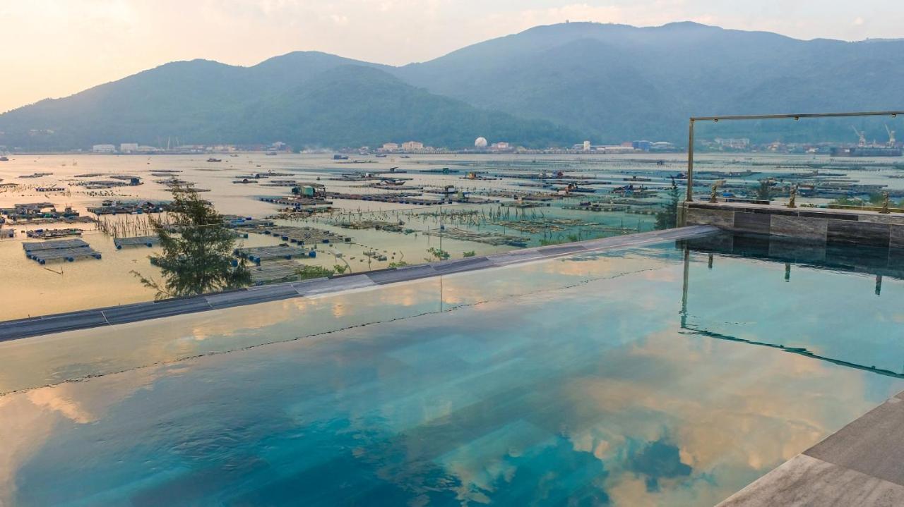 The Fish Village Villa Da Nang Buitenkant foto
